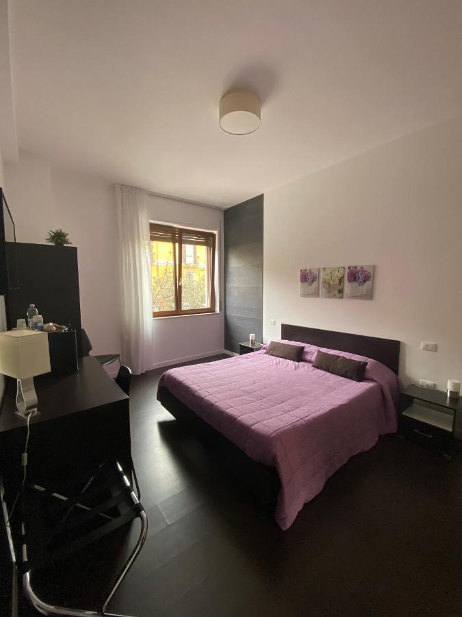 Domus Corso Umberto 18 B&B เปสการา ภายนอก รูปภาพ